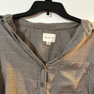 American Eagle Button Up Crop Top Brown Plaid Houndstooth Flannel Size Small